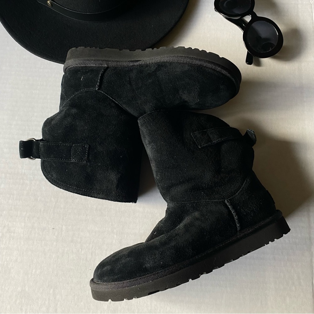 New! Ugg Authentic black short boots winter warm Sherpa lined d ring accent
